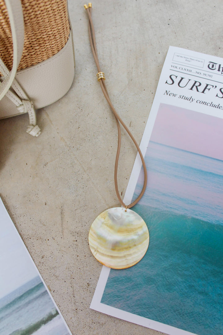 Statement Shell Necklace