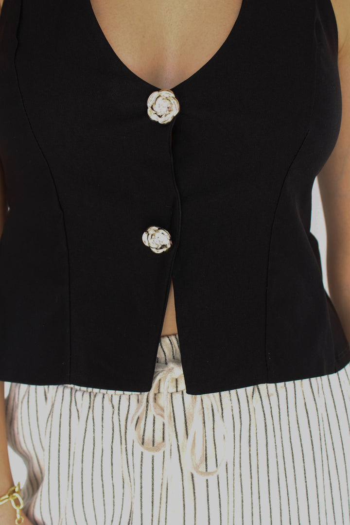 black halter vest top