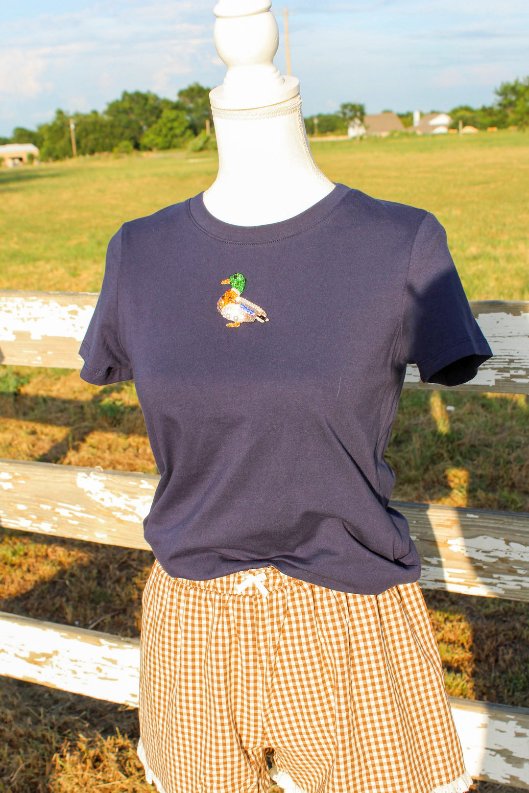Duck Beaded Fitted Tee in Navy