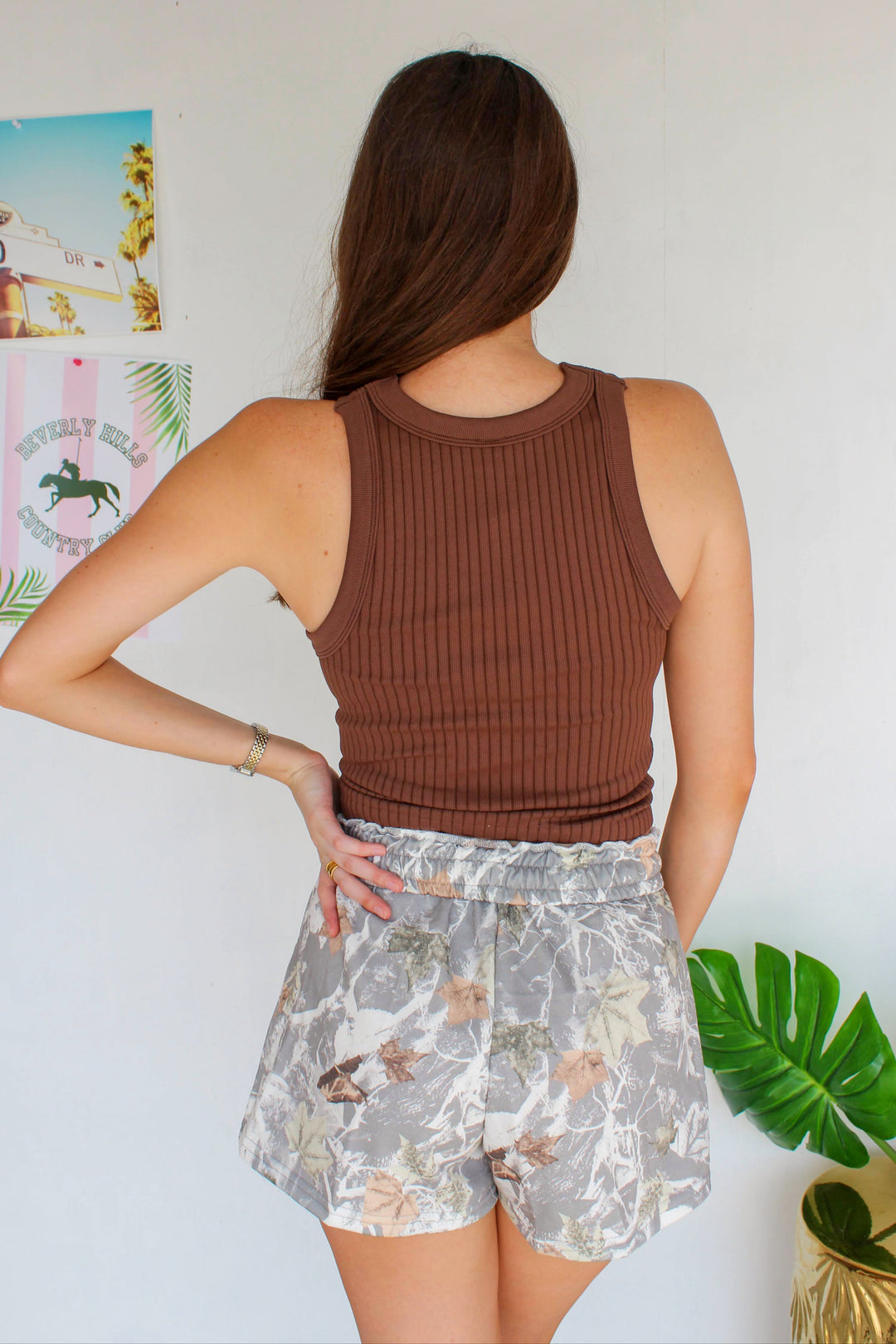 brown ribbed tank top