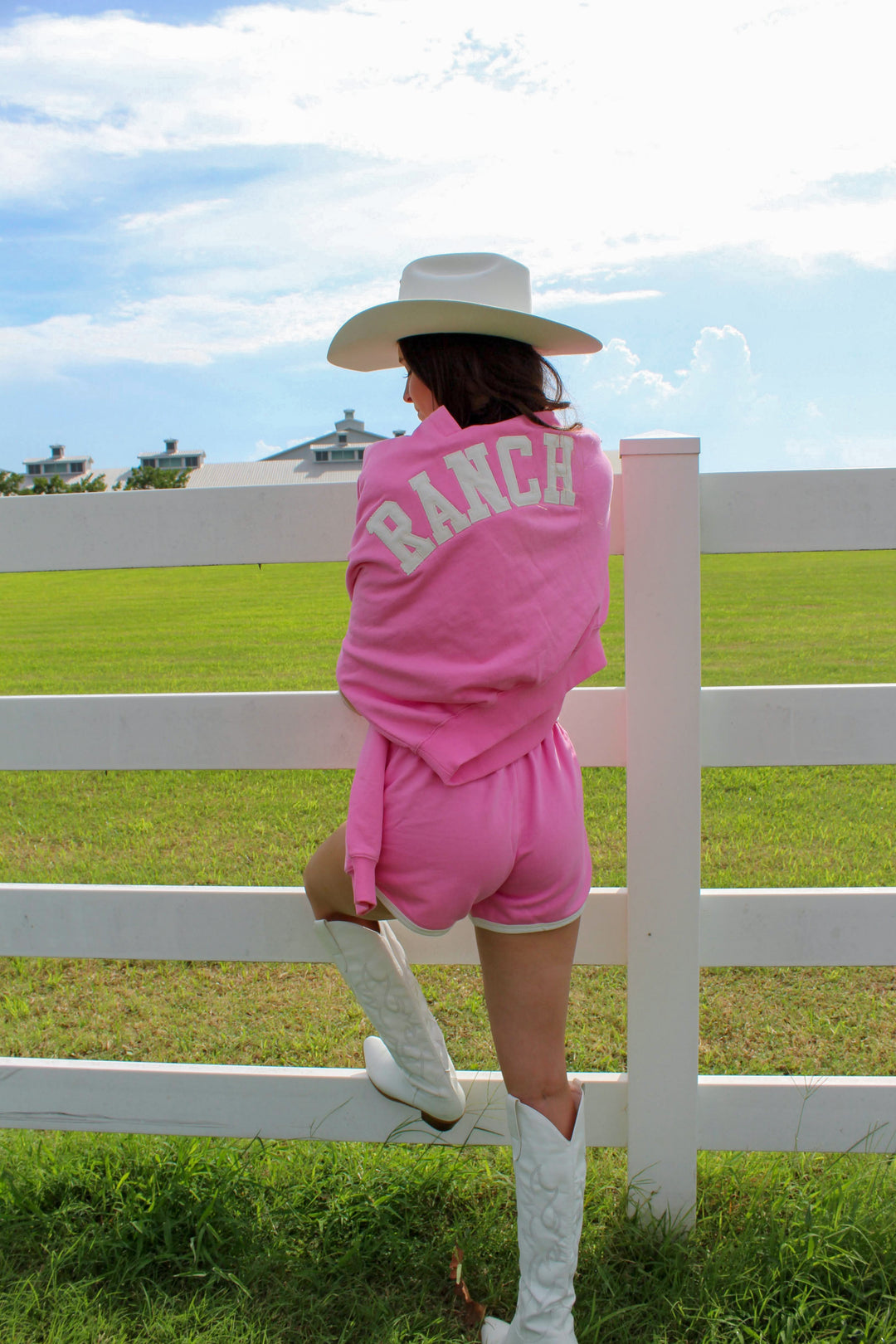 RANCH Shorts in Pink & White