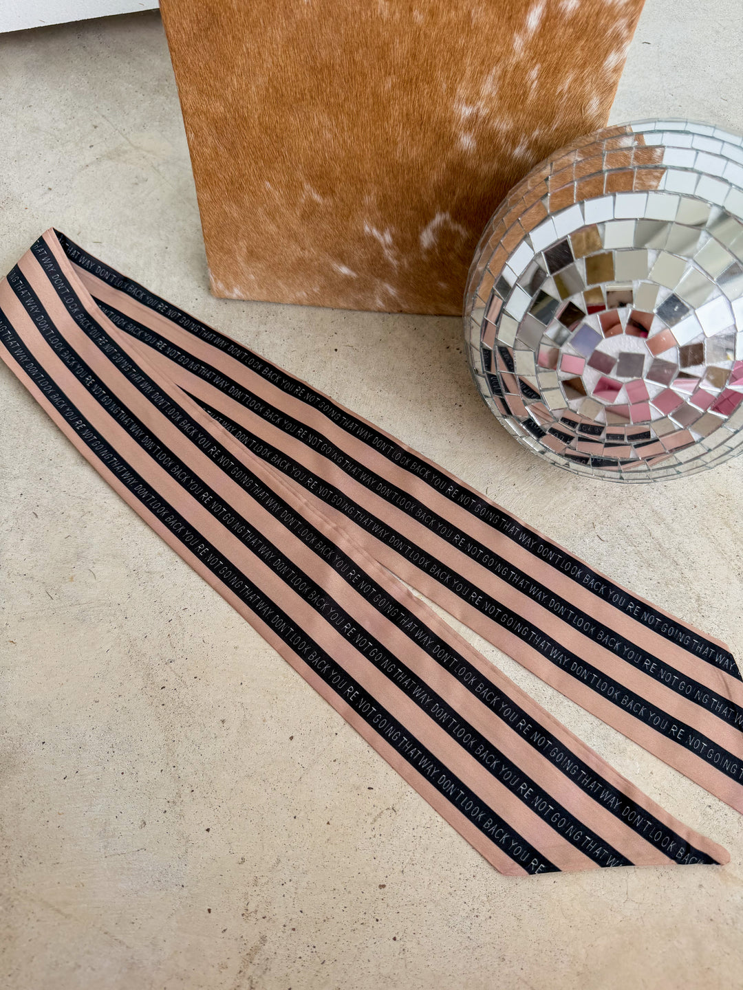 Beige/Black Striped Twilly