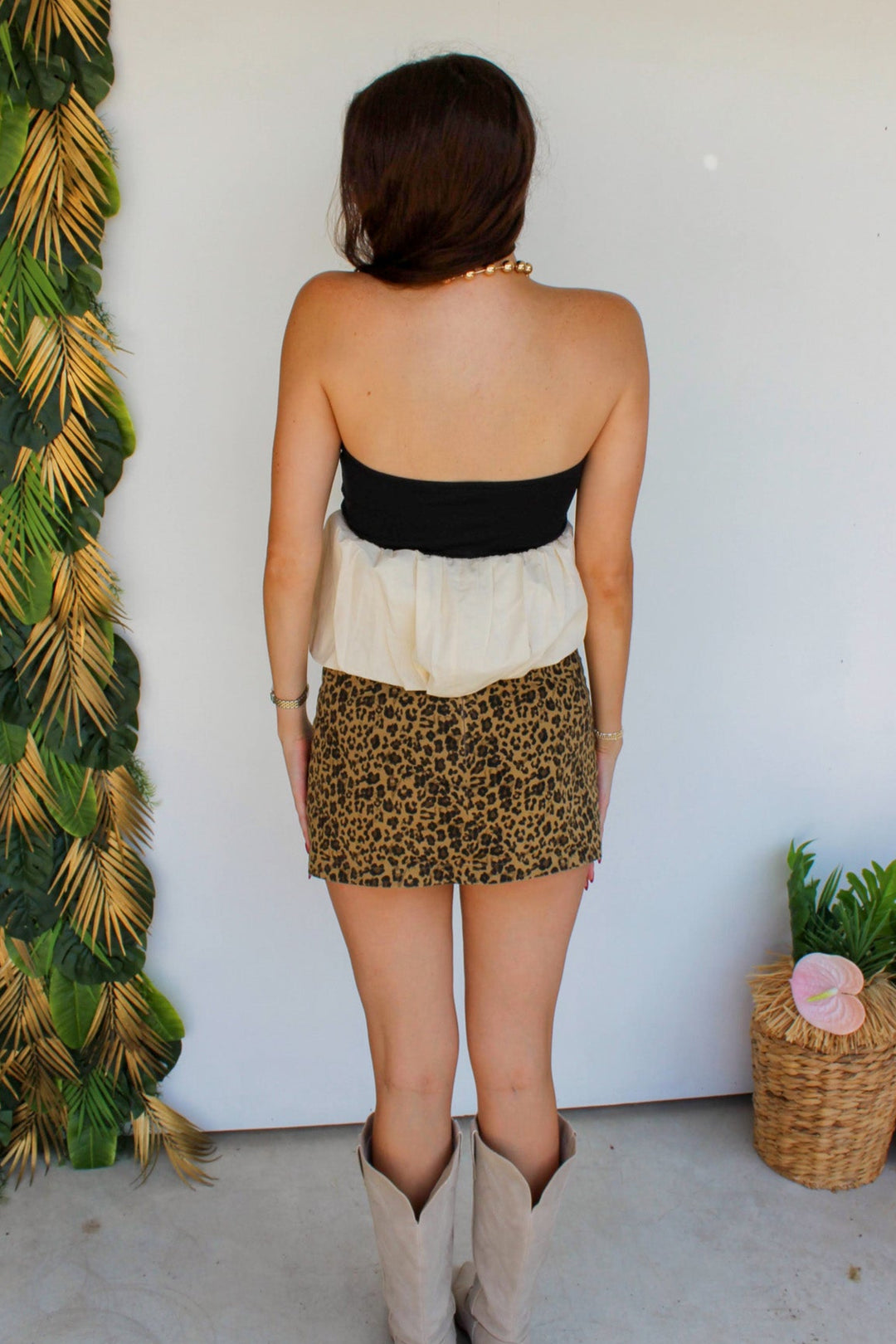 Black & Ivory Bubble Hem Top